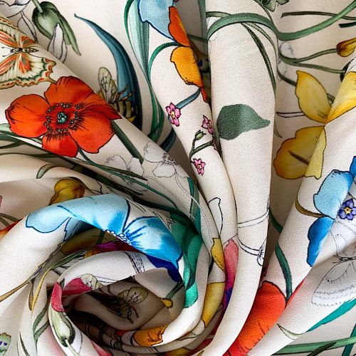 Шелк натуральный К32-159 сливочный принтованный