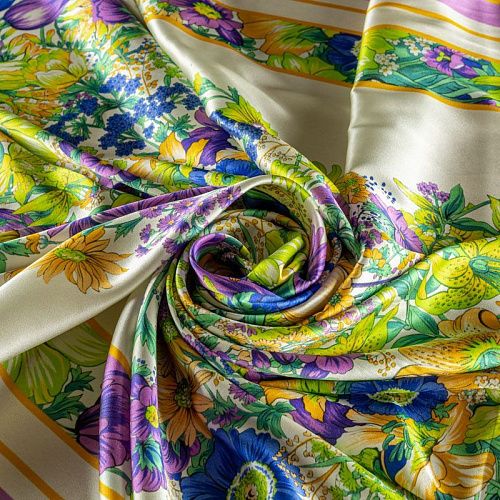 Шелк натуральный К2-0027 молочный принтованный