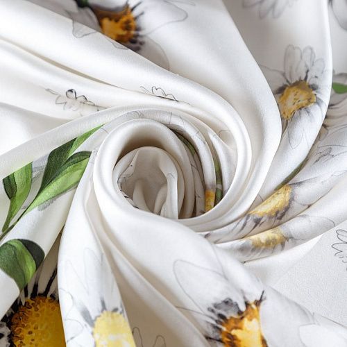 Платок шелковый 100х100 см 510760 белый принтованный