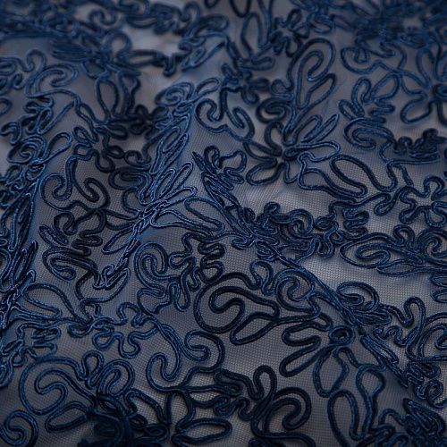 Вышивка на сетке Armani 050-19282 синий